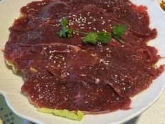 -茅草房·河畔园林火锅