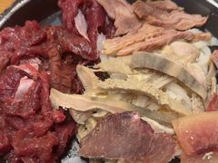 -小志家.鲜牦牛肉牛杂火锅野生菌汤锅