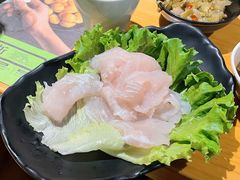 -洪氏嗨捞·广东猪肚鸡·椰子鸡火锅(西咸万象城店)
