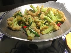 干锅花菜-卢大鲜鱼头捞饭(美利广场店)