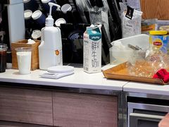 -巴黎贝甜(大宁国际商业广场店)