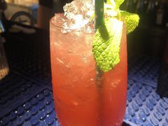 -临界音乐酒馆·小龙虾·江湖菜(华熙LIVE·鱼洞店)