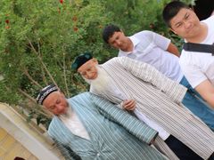 -艾提尕尔清真寺