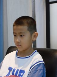 -海文先生国潮烫染男士理发馆