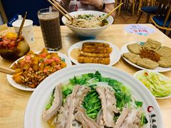 清汤羊肉粉-贵凤凰贵州米粉(五道口店)
