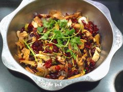 -龙顺园麻辣香锅(机场店)