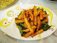 -三江源美食城