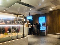 -奈雪的茶(湖滨银泰in77C区PRO店)