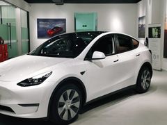 -TESLA 特斯拉(北京颐堤港体验店)