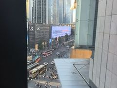 -雍容荟帝王蟹活龙虾展台自助(IFS黑金店)