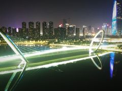 -南京眼步行桥