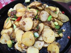 -三大钵江湖菜(空港店)