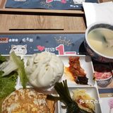 今天来吃个15元自助早餐，菜品还是挺丰富的