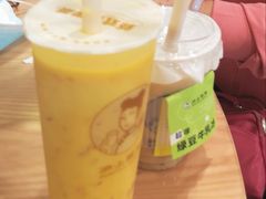 -沪上阿姨·精选茶饮(十一经路店)