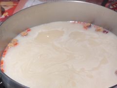 -尚尚仙·酸汤猪手·猪肚鸡火锅(华联万柳购物中心店)