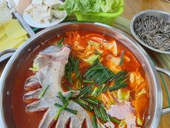 -苗侗地道红酸.酸汤鱼·酸汤牛肉