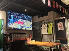 -京狮炙燥·精酿烧烤(首经贸店)