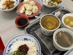 -高师傅特色米粉汤包(建设路店)