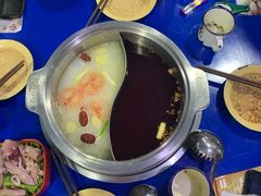 -马路边边·成都串串(翠柏路店)