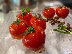 番茄脆菇沙拉-小大董·烤鸭(王府井apm店)