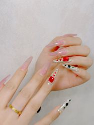 -七彩虹美甲美睫 半永久
