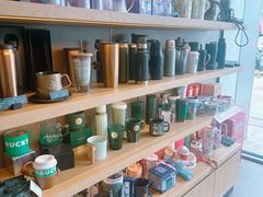 -星巴克(镇江丹阳金鹰天地店)