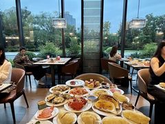 -河南中州皇冠假日酒店