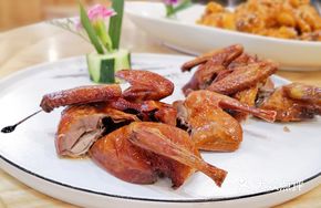 Crispy Pigeon from Lingnan