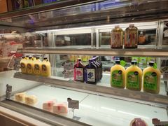 -奈雪的茶(百盛店)