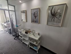 -YooMee优美智能科技美肤机构