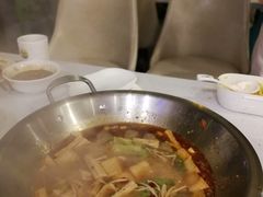 -张大师鸭爪爪特色干锅(南湖店)