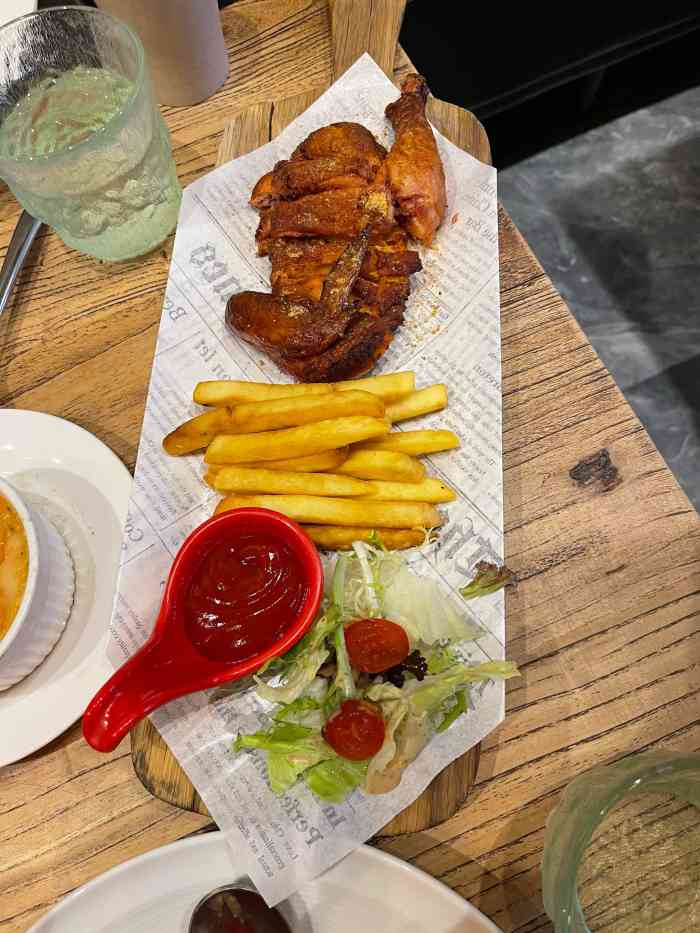 威雀西班牙餐厅酒吧 vie chat restaurant&bar(仙林金鹰店)-"[薄荷]