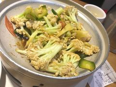 -吕氏疙瘩汤·海鲜新鲁菜(凯德mall新都心店)