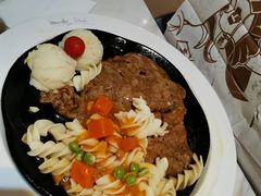 -豪客来牛排(中央花苑店)