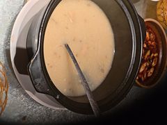 -土砂锅生态山庄·非遗砂锅雅鱼