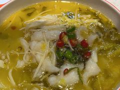 -小六鱼你.下饭酸菜鱼(益田假日广场店)