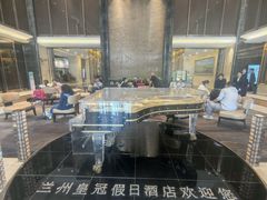 -兰州皇冠假日酒店