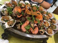 -大城·烧烤海鲜大排档(台东店)