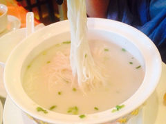 鱼汤小刀面-桂花楼淮扬中餐厅(浦东香格里拉店)