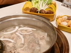-润园四季椰子鸡火锅(卓越INTOWN店)