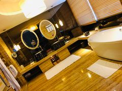 -北京朝阳悠唐皇冠假日酒店