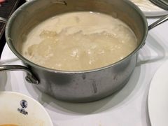 -红鼎豆捞·非遗鲍皇汤火锅(宝丰路店)