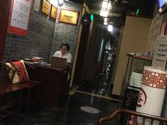 -裕和堂中医推拿艾灸(太古汇臻品店)