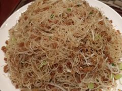 -鹏城人家海鲜酒家·23年老字号(较场尾店)