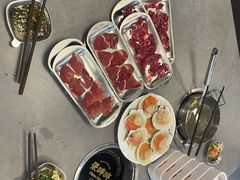 -张哞哞·鲜切牛肉自助火锅(高德置地店)