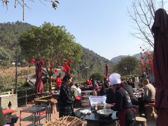 -楠柏弯休闲山庄(梨花溪店)
