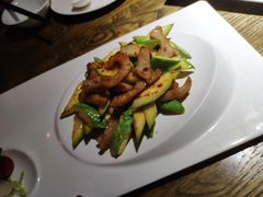 云南小瓜炒蒜香肉-广东道至正餐厅(区庄店)