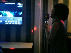 -唛客疯量贩式KTV(金飞达广场店)