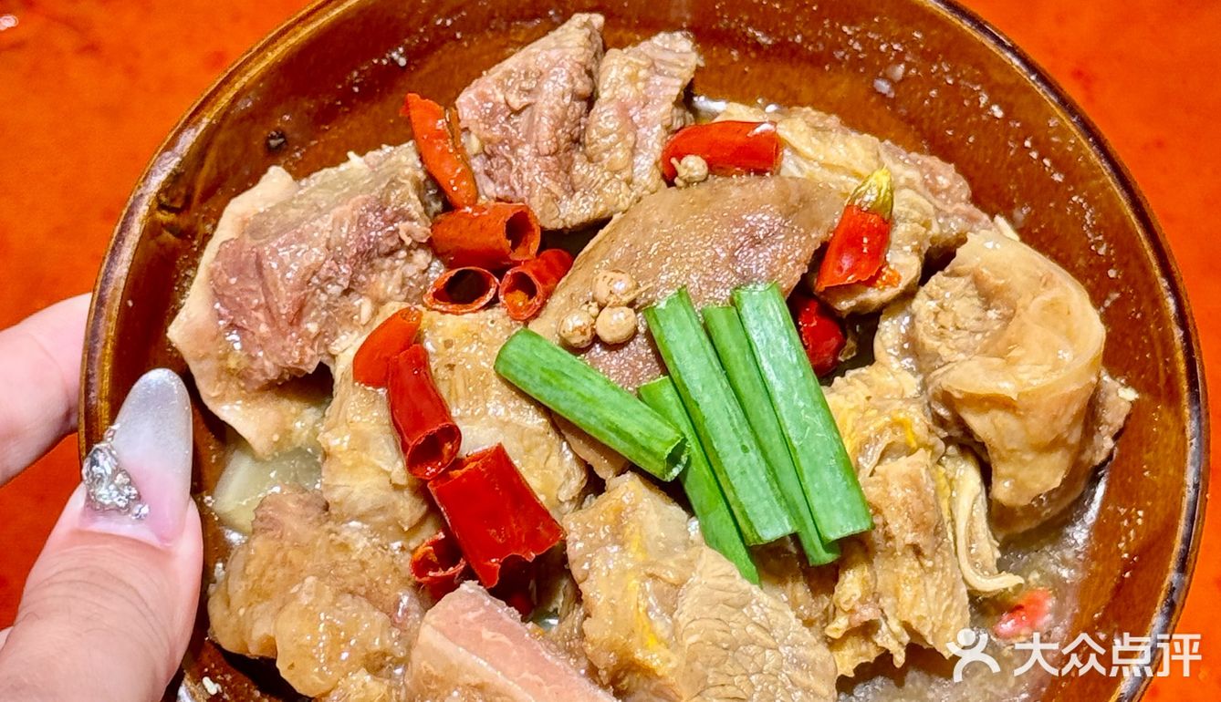 成都超火的冯校长老火锅终于来晋江啦！就在浦西万达！