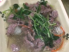 上汤牛肉-正宗鸡饭粤香酒家(朱村店)